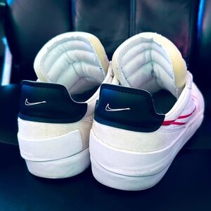 Mens size 11 Nike Shoes